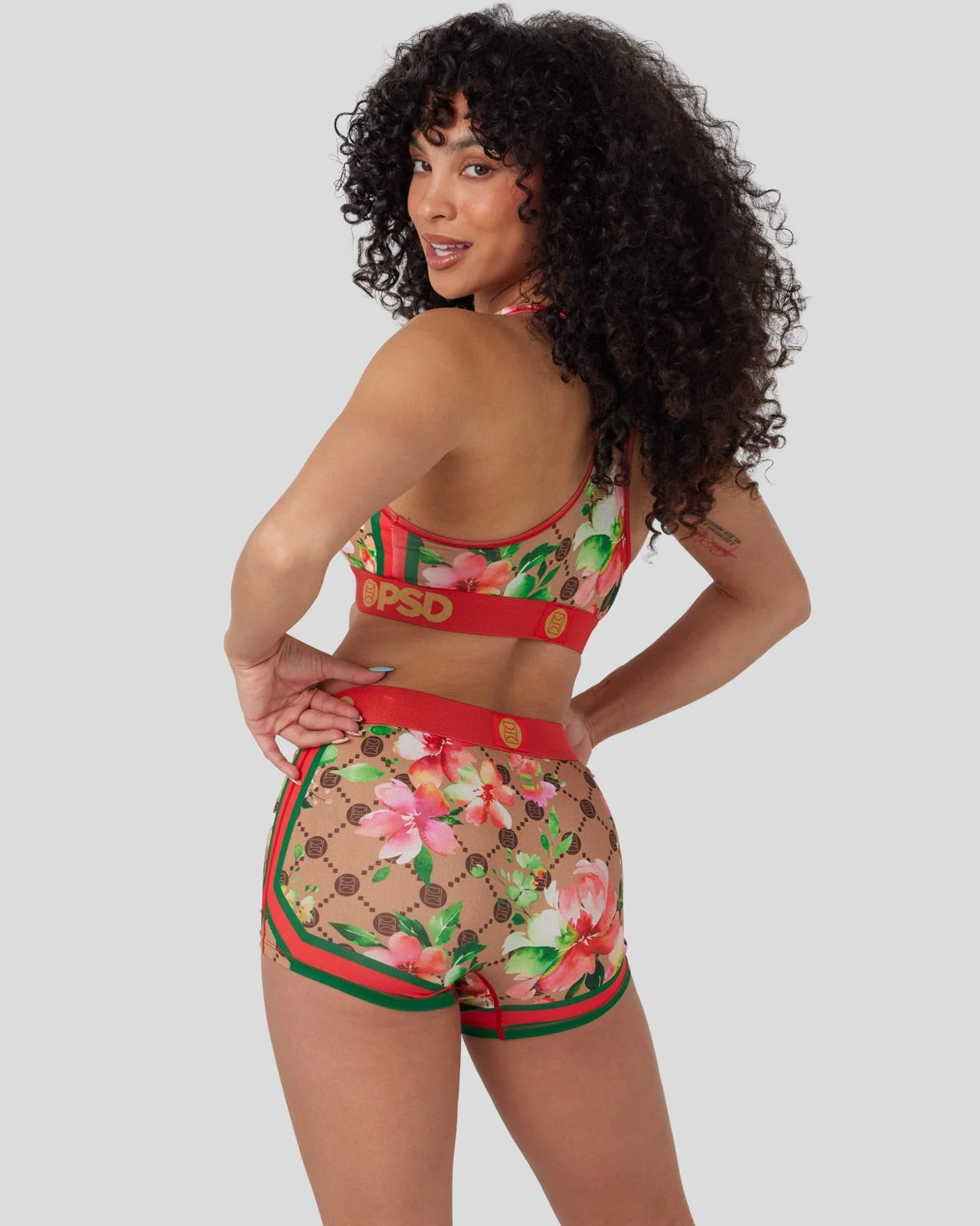 Lavish Floral - Image 4